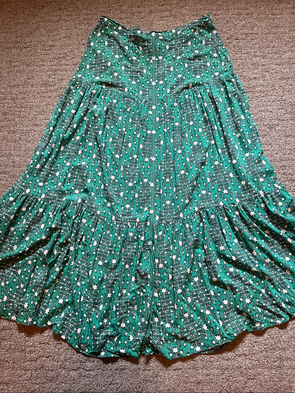 Max Studio Green Printed Tiered Midi Skirt Size Medium